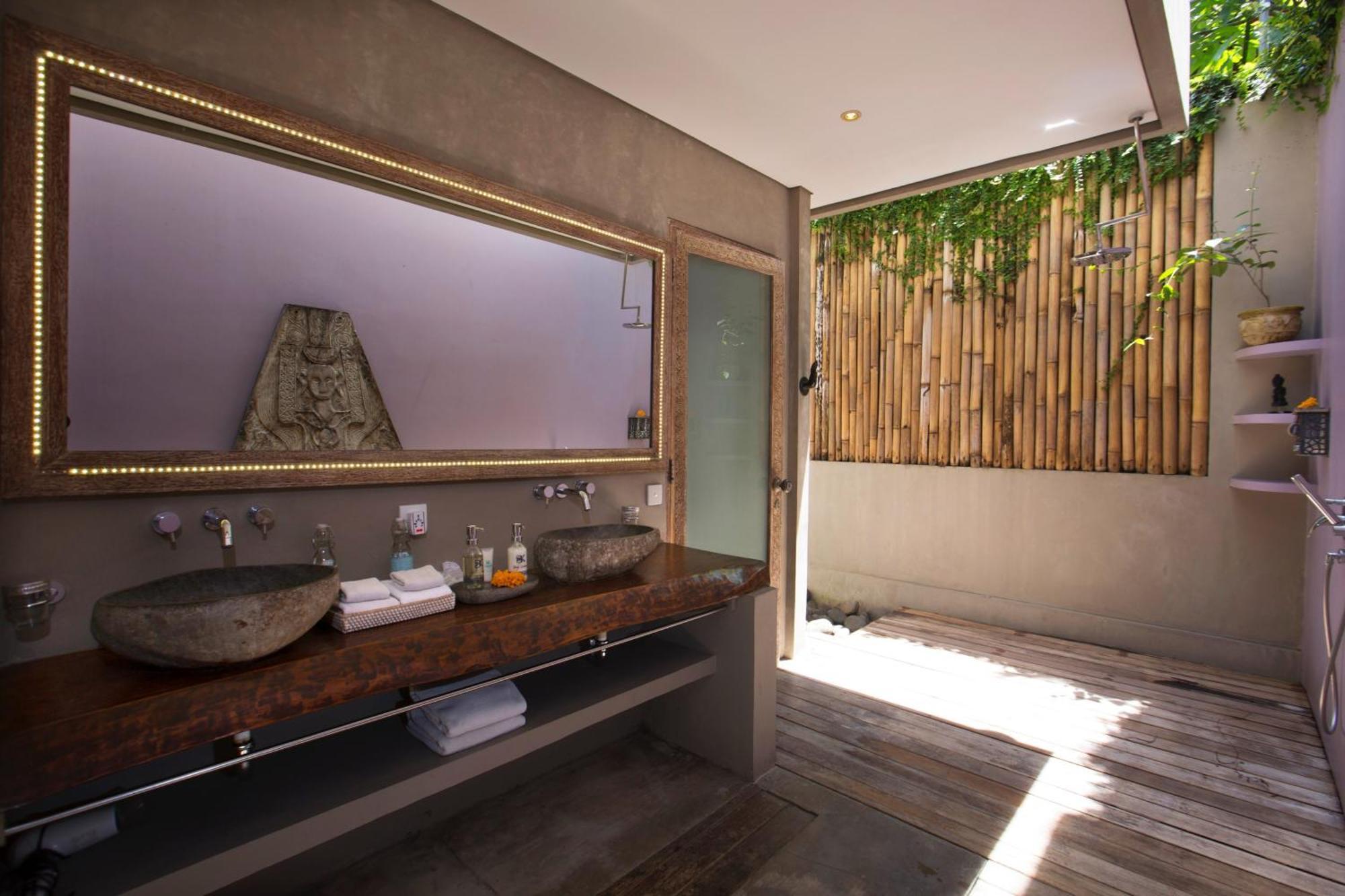 Blue Karma Dijiwa Seminyak Hotel Exterior photo