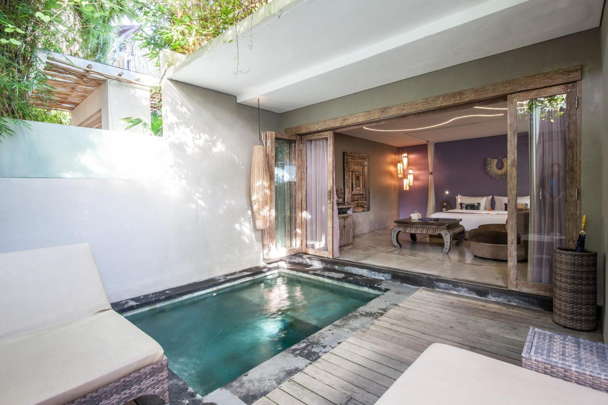 Blue Karma Dijiwa Seminyak Hotel Exterior photo
