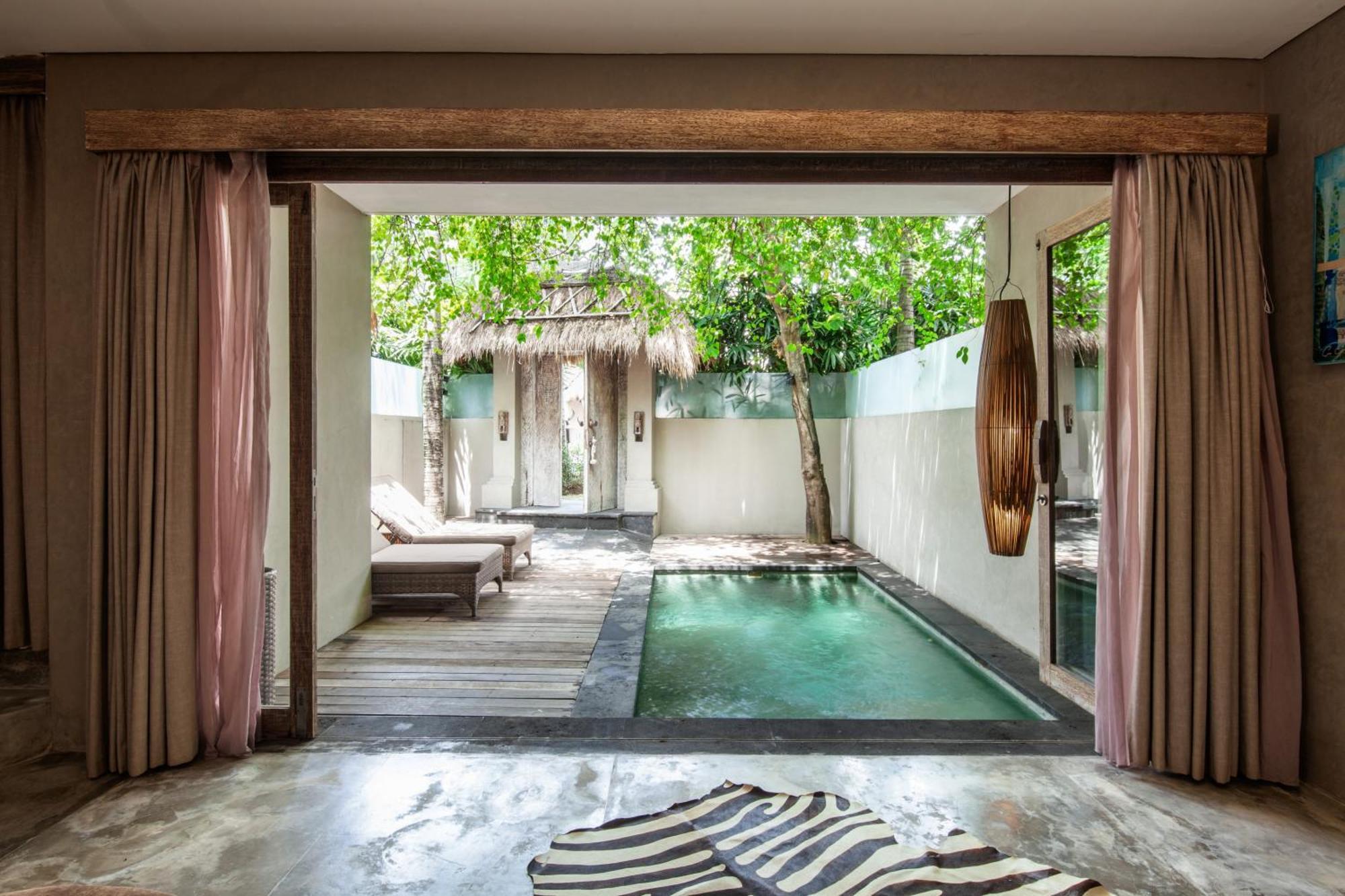 Blue Karma Dijiwa Seminyak Hotel Exterior photo